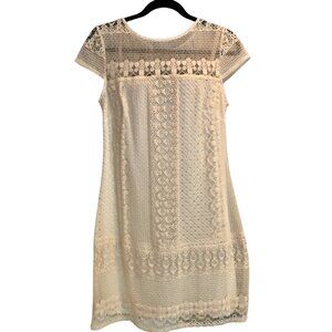 JAX Cream Lace Sheath Dress & Keyhole Back